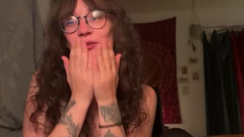 Mila online show from April 24, 9:39 pm