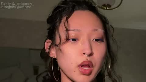 Mikayla online show from May 30, 8:38 pm