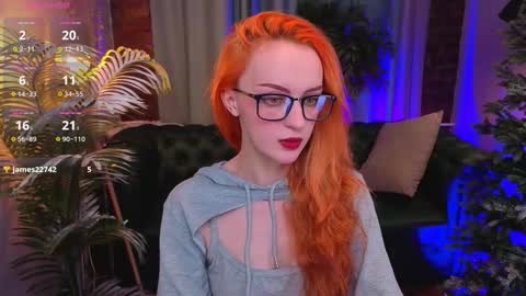 Maisie online show from December 4, 9:59 pm