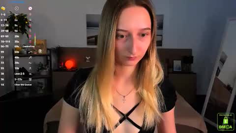Snapshot of _ri_na_ chatting on September 30, 5:35 am I am Rina online show from September 30, 5:35 am