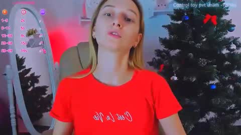 Snapshot of _ri_na_ chatting on December 12, 6:36 am I am Rina online show from December 12, 6:36 am