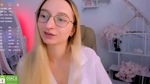 Snapshot of _ri_na_ chatting on March 3, 6:20 am I am Rina online show from March 3, 6:20 am