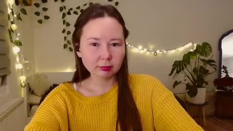 Snapshot of _rosie_cheeks_ chatting on October 14, 5:59 pm See you online show from October 14, 5:59 pm