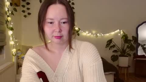 Snapshot of _rosie_cheeks_ chatting on September 25, 6:06 pm See you online show from September 25, 6:06 pm