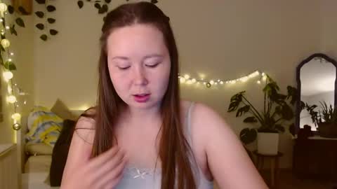 Snapshot of _rosie_cheeks_ chatting on September 28, 5:51 pm See you online show from September 28, 5:51 pm