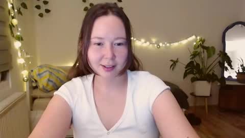 Snapshot of _rosie_cheeks_ chatting on October 7, 6:34 pm See you online show from October 7, 6:34 pm