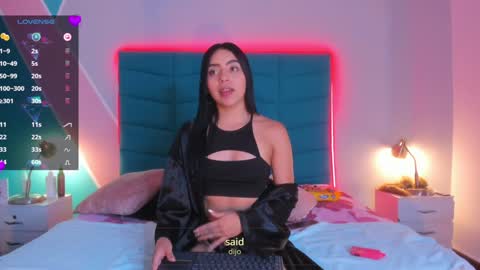 Snapshot of _samara_conner chatting on December 18, 3:47 am Samara online show from December 18, 3:47 am