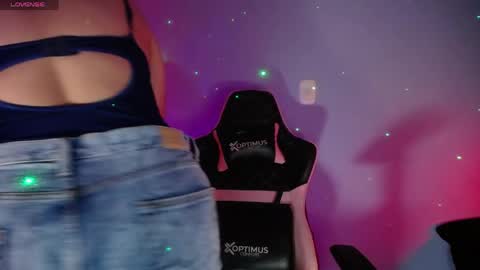  SantaLove  online show from May 15, 11:51 pm