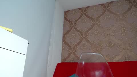 selenee031 online show from December 7, 11:51 am