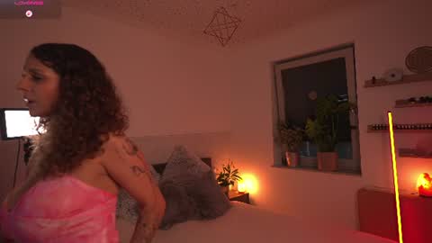   Mara   online show from July 5, 6:46 pm