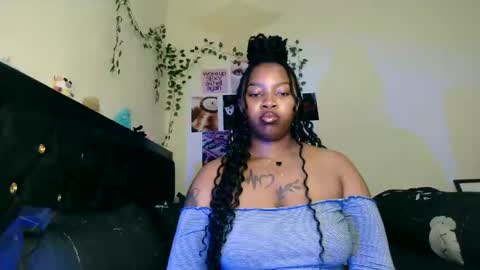 Abbie online show from March 25, 5:16 pm