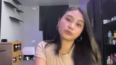 _shinelee online show from November 28, 12:30 pm