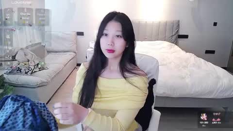 winni online show from December 16, 4:02 am