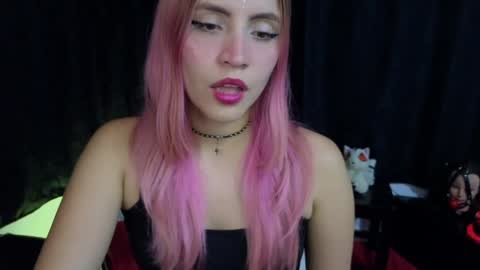 Snapshot of _sofiapink chatting on February 7, 11:45 pm Sofia online show from February 7, 11:45 pm