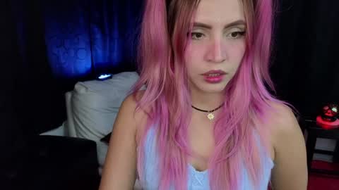 Snapshot of _sofiapink chatting on January 3, 11:44 pm Sofia online show from January 3, 11:44 pm