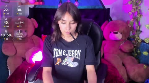 Sophie  online show from January 6, 7:13 pm