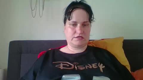 Melisa online show from June 3, 2:33 pm