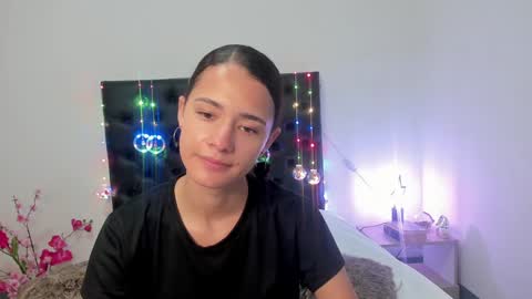 Sussi online show from December 20, 1:43 pm