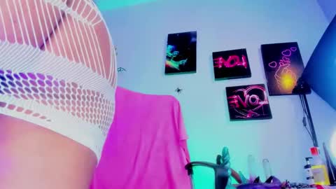 Kuromi online show from October 18, 5:21 am