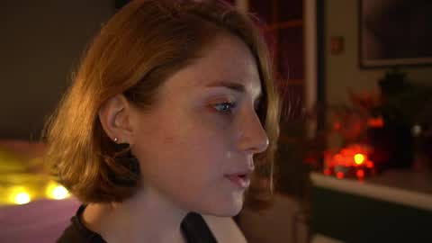 Evi online show from May 24, 7:02 pm