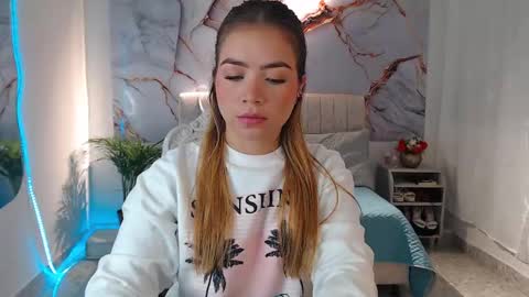 Snapshot of _tiffany1 chatting on September 10, 8:09 pm _tiffany1 online show from September 10, 8:09 pm