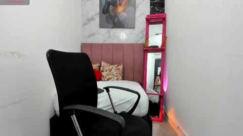 tinny online show from January 31, 11:56 am