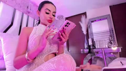 valeria jade online show from May 8, 2:04 am