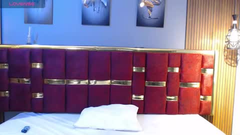 _valery34_ online show from April 8, 11:45 am