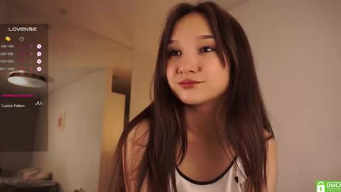 Snapshot of _vi_vi_ chatting on February 28, 3:48 pm Viola online show from February 28, 3:48 pm