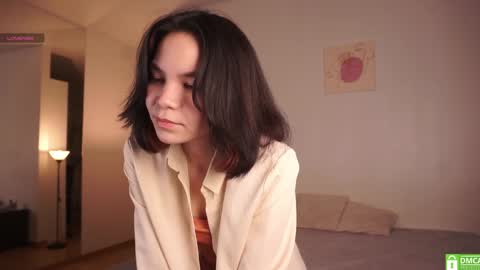 Snapshot of _vi_vi_ chatting on February 7, 6:24 pm Viola online show from February 7, 6:24 pm