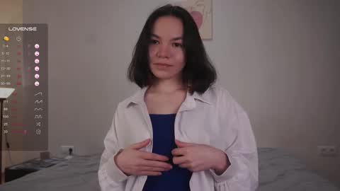 Snapshot of _vi_vi_ chatting on February 17, 7:01 pm Viola online show from February 17, 7:01 pm