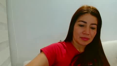 Snapshot of _violeta_white_ chatting on September 10, 11:49 pm Violeta online show from September 10, 11:49 pm