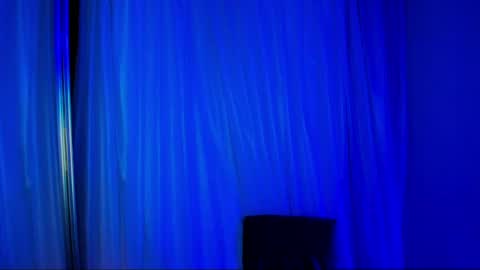    online show from April 4, 7:23 pm