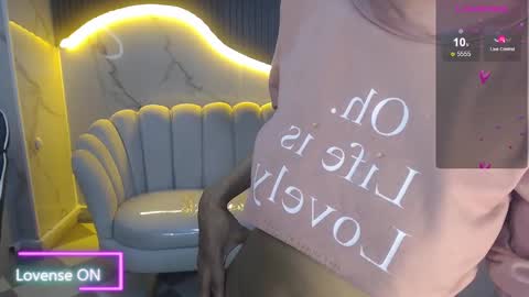 Snapshot of _wendy_b chatting on September 25, 9:45 pm wendy online show from September 25, 9:45 pm