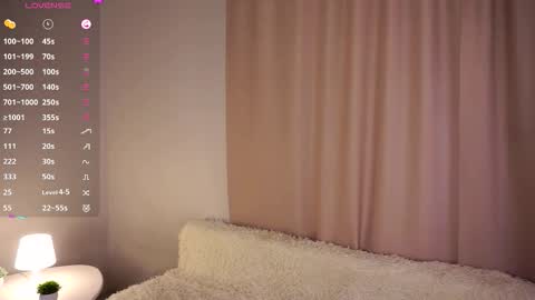 Anna online show from December 19, 8:06 am