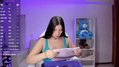Luisa  online show from May 12, 6:32 am