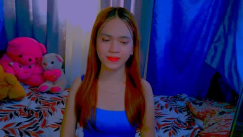 _xxlilly online show from May 28, 5:05 am