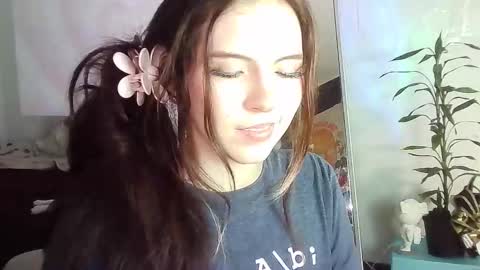 _yourcherrybomb online show from November 18, 2:23 am