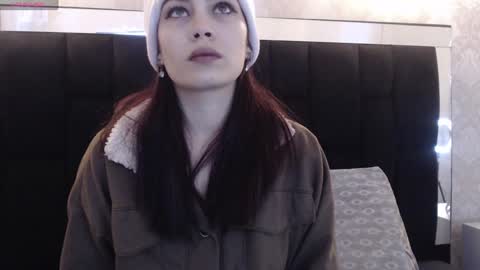 Yuyi online show from January 7, 11:05 am