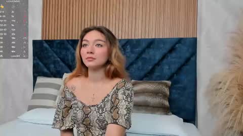 Snapshot of _zoe_sweet__ chatting on February 13, 11:39 am Daniela Brown online show from February 13, 11:39 am
