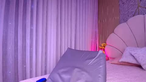 Aisha online show from May 22, 12:14 pm