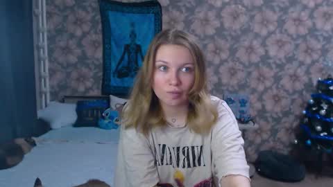 Alice online show from January 10, 12:15 am