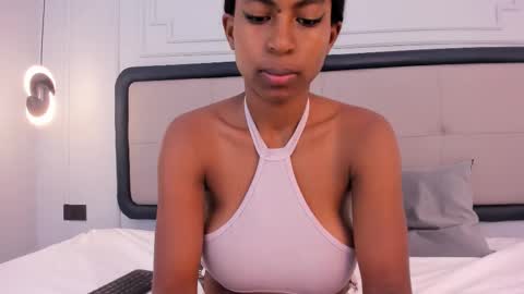 Aaliyah online show from September 29, 7:41 pm