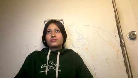 Snapshot of aantonella__ chatting on October 5, 5:23 am antonella online show from October 5, 5:23 am