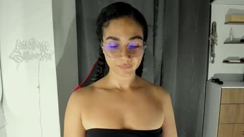 Martina online show from March 8, 7:07 pm