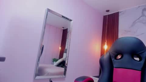 abbiecarson online show from April 7, 12:29 pm