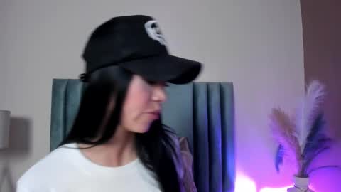 Abbie Joness online show from March 13, 12:39 pm