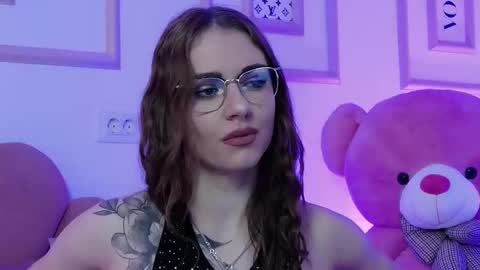 Abby online show from February 6, 4:47 pm
