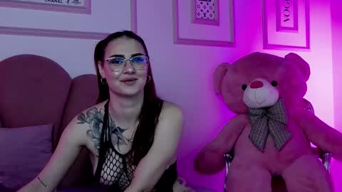 Abby online show from October 4, 4:00 pm