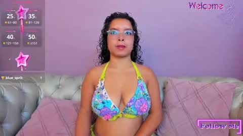 Abby online show from September 18, 8:07 pm
